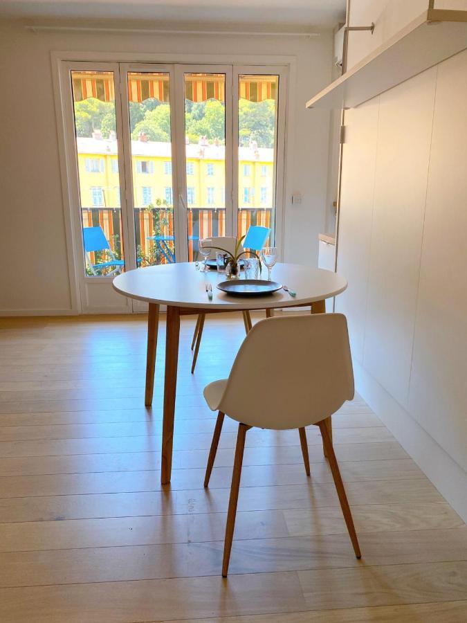 Nice Le Port - Grand Studio Appartamento Esterno foto